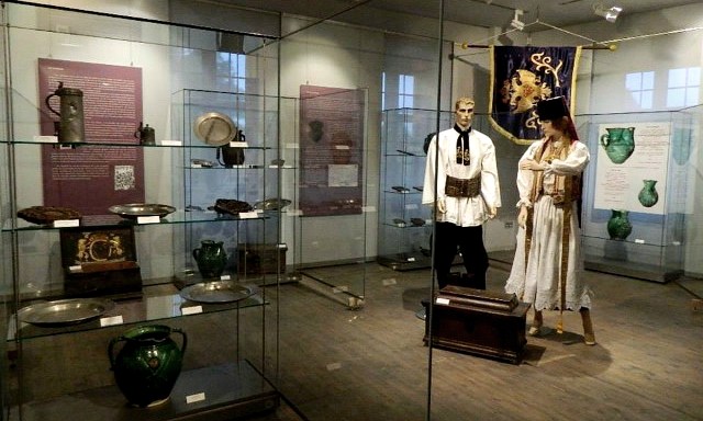 Expozitie-muzeu-custode